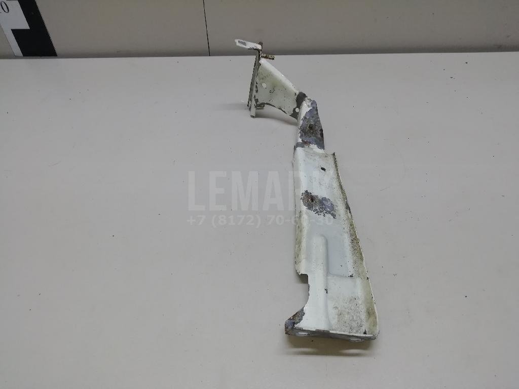 Кронштейн крепления крыла