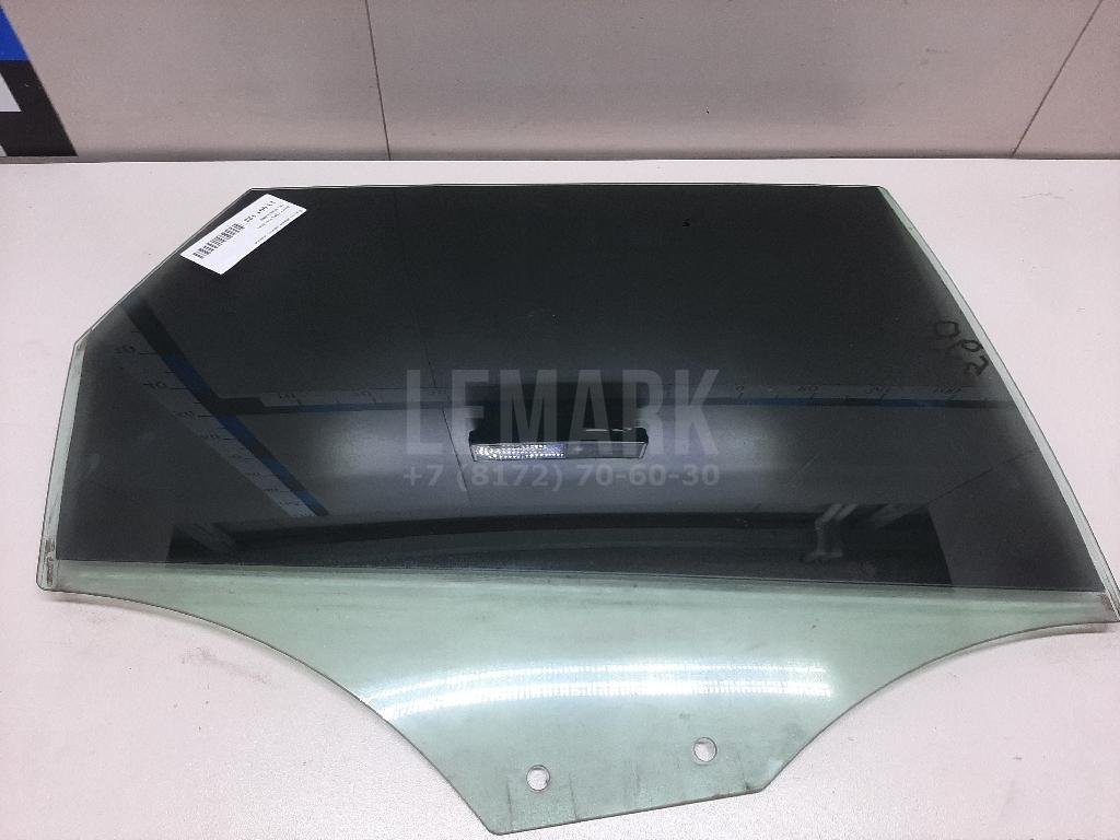 Стекло двери задней правой