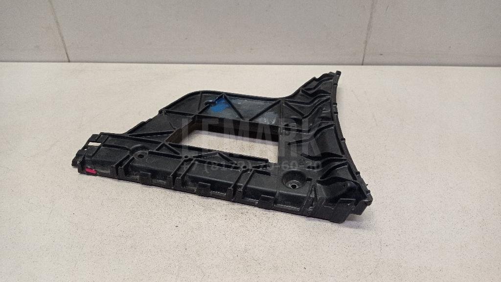 Кронштейн заднего бампера левый