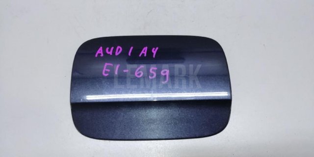 Лючок бензобака