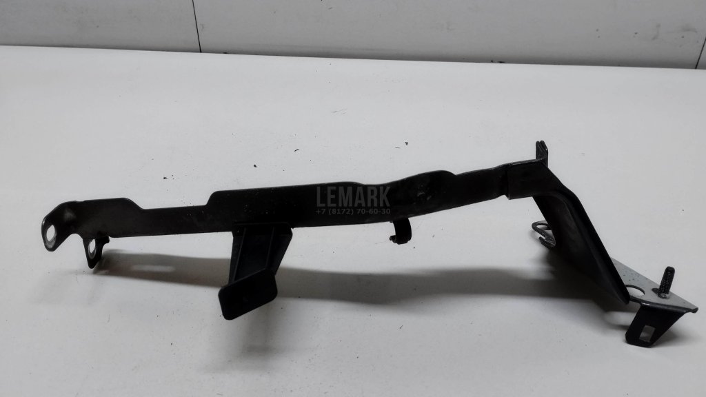 Кронштейн крепления крыла