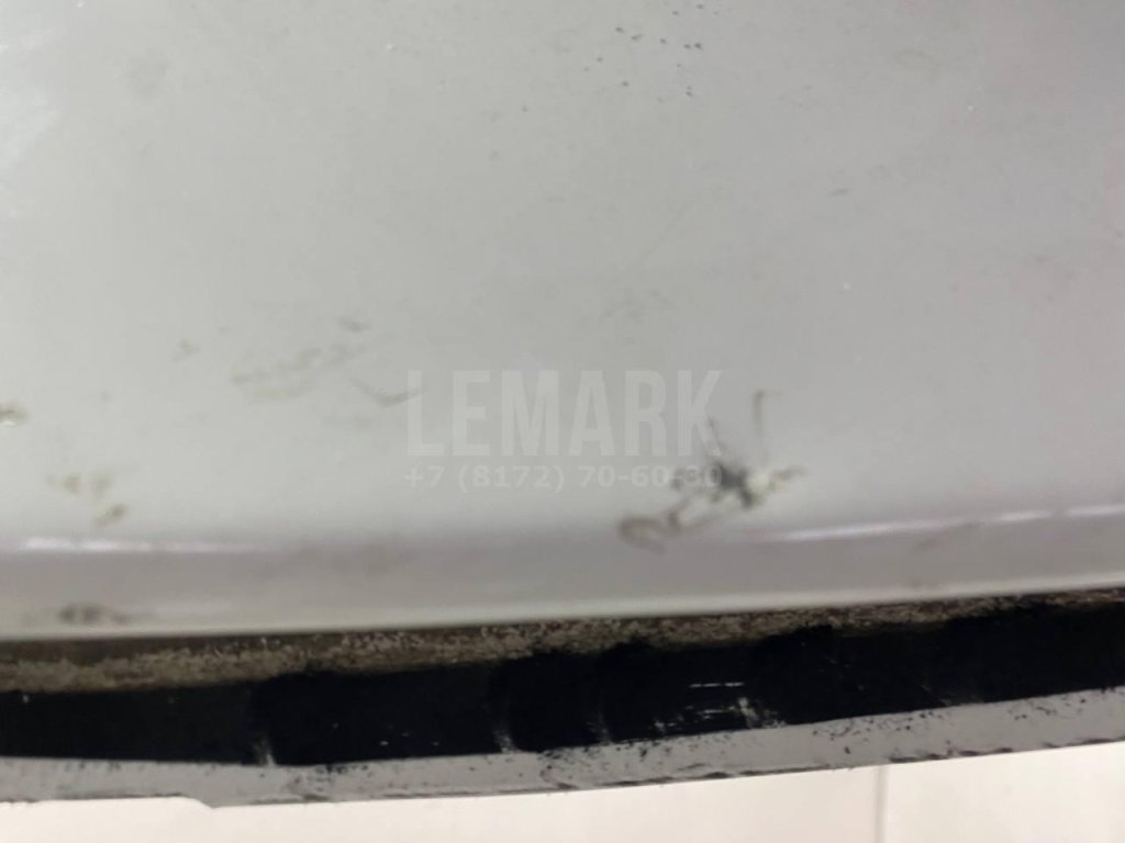 Эмблема на крышку багажника