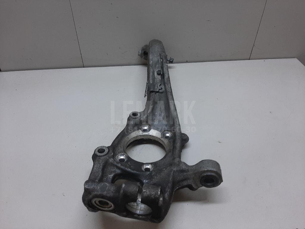 Кулак поворотный передний левый