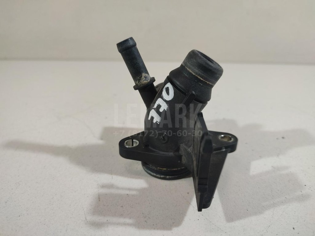 Фланец двигателя системы охлаждения