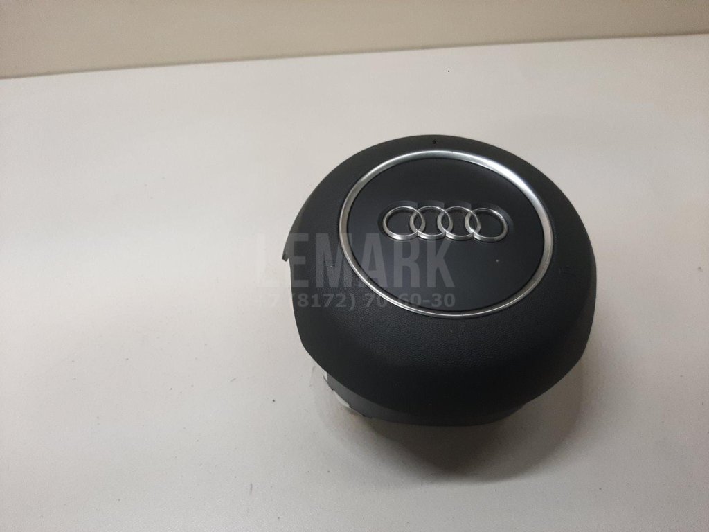 Подушка безопасности в рулевое колесо