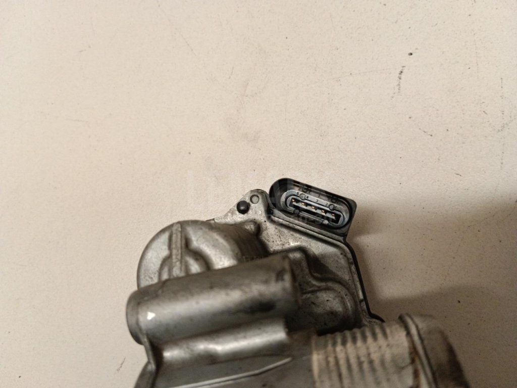 Заслонка дроссельная электрическая