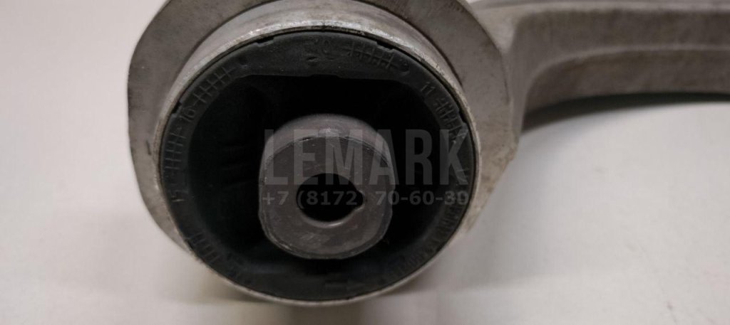 Рычаг передний нижний левый задний