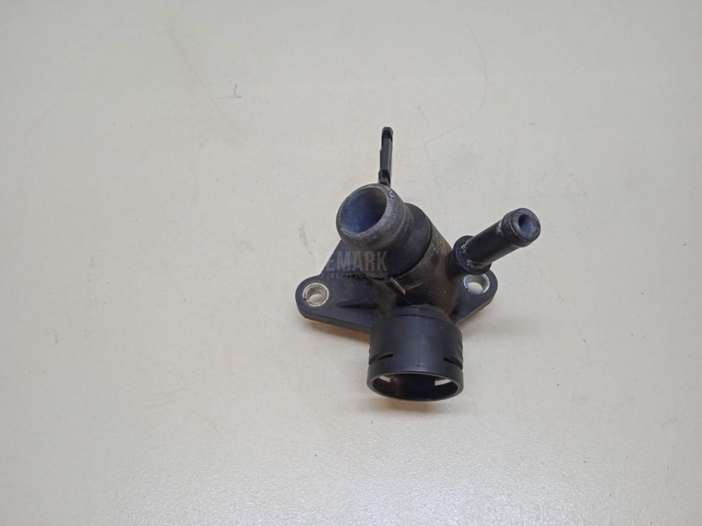 Фланец двигателя системы охлаждения