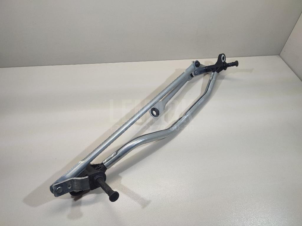 Трапеция стеклоочистителей