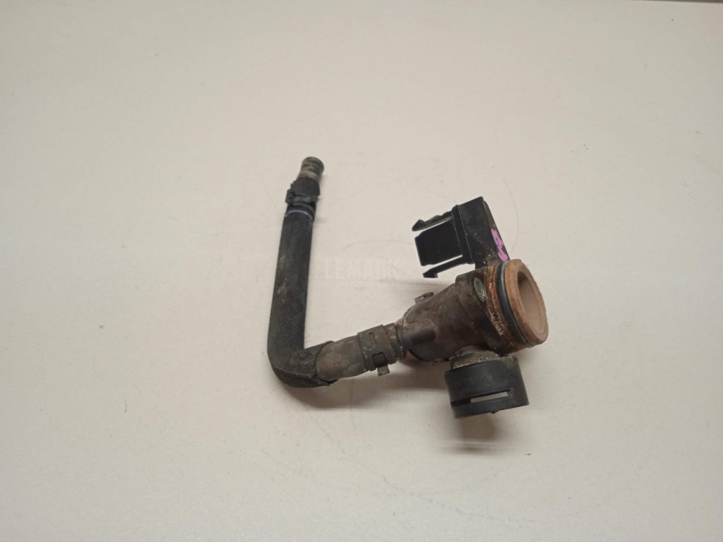 Фланец двигателя системы охлаждения