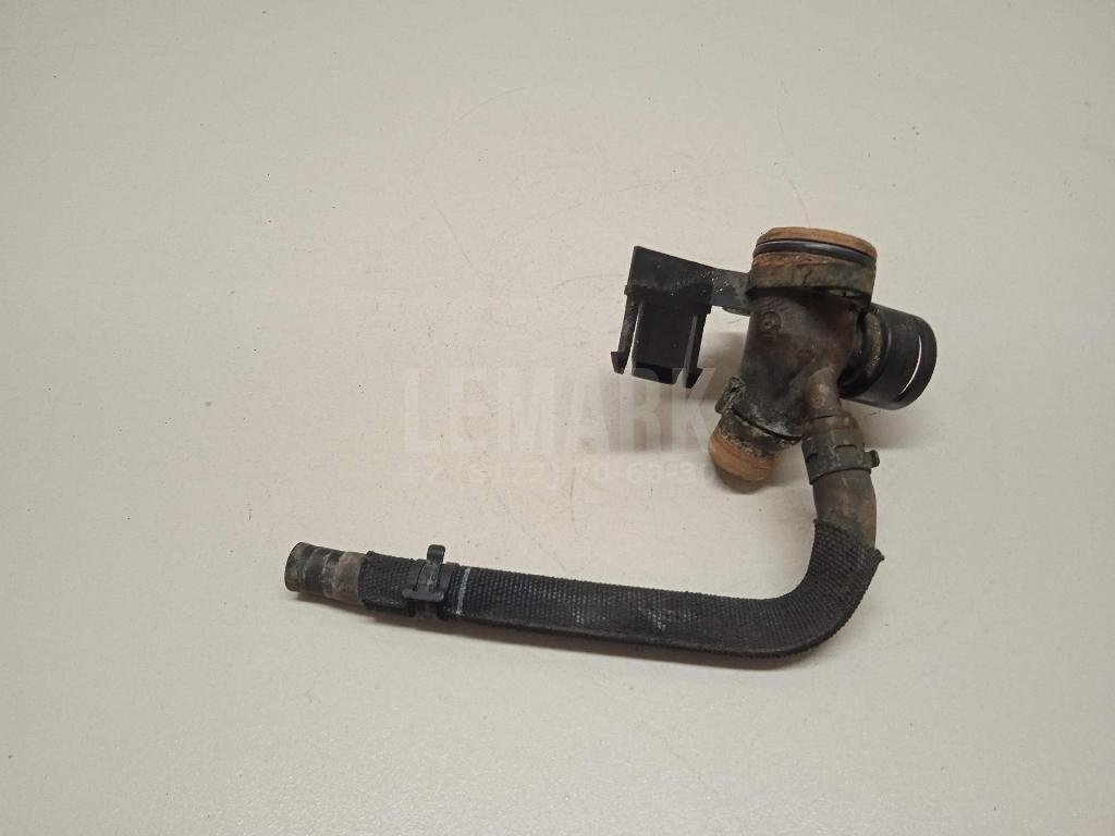 Фланец двигателя системы охлаждения