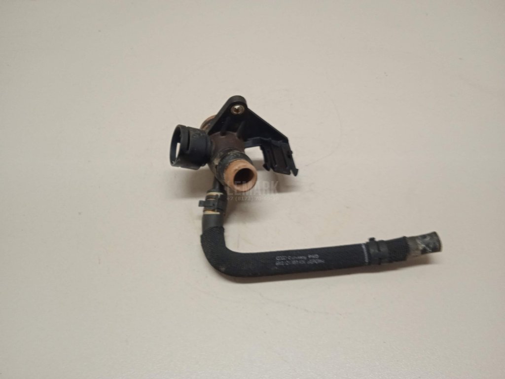 Фланец двигателя системы охлаждения