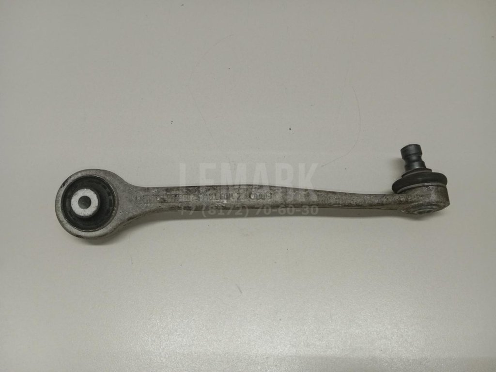 Рычаг передний верхний правый передний
