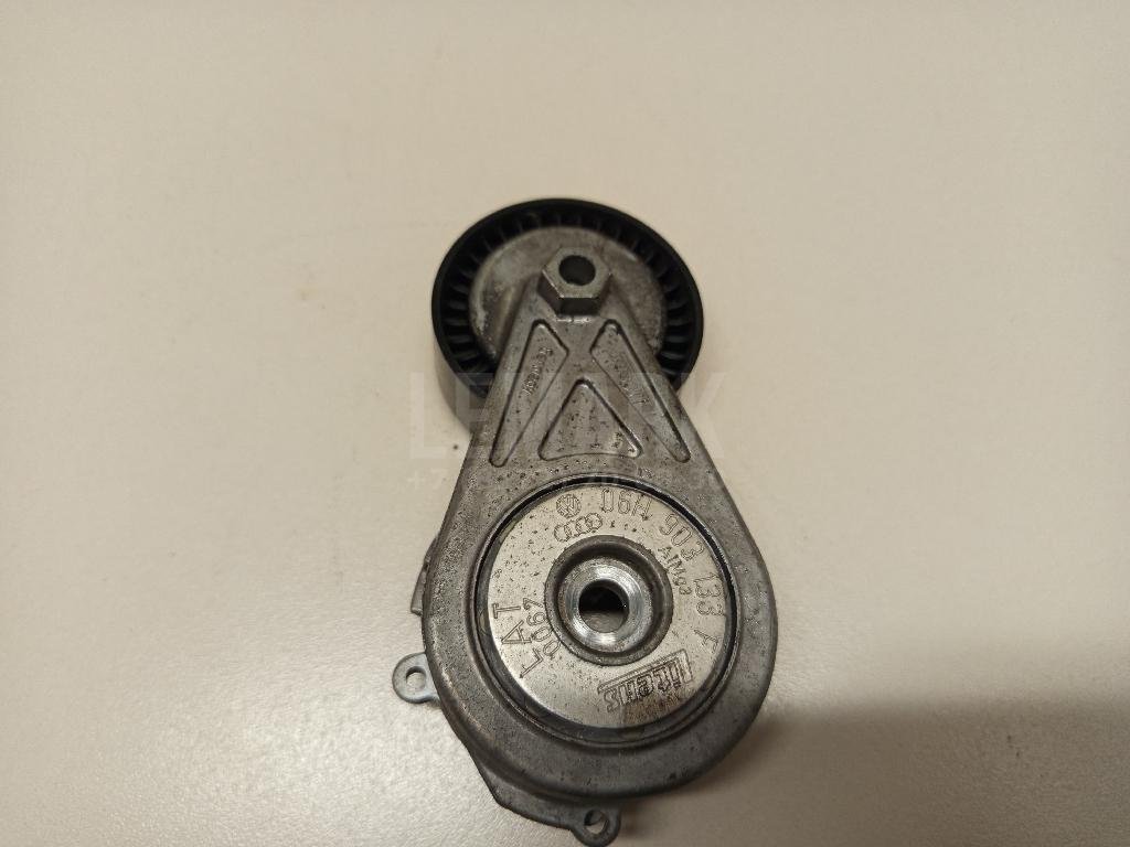 Натяжитель ремня