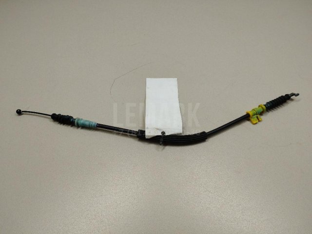 Трос открывания двери