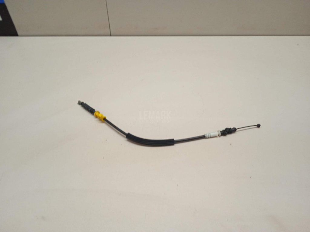 Трос открывания двери