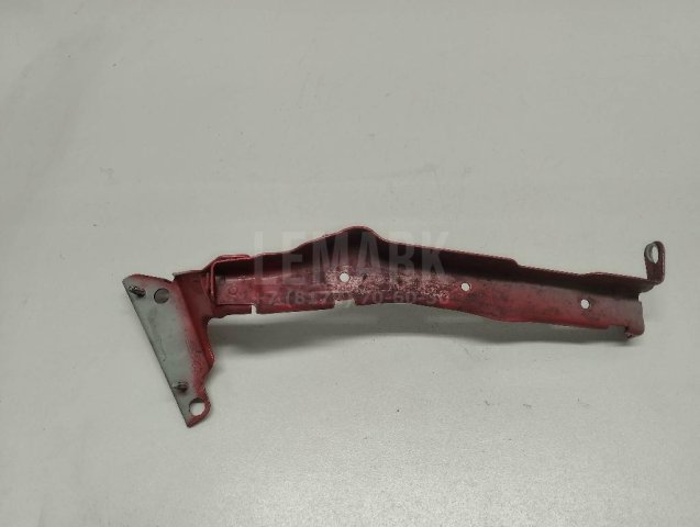 Кронштейн крепления крыла