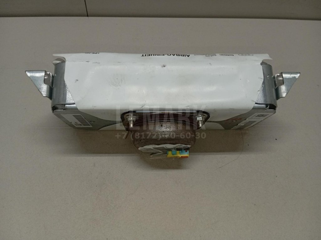 Подушка безопасности пассажирская (в торпедо)