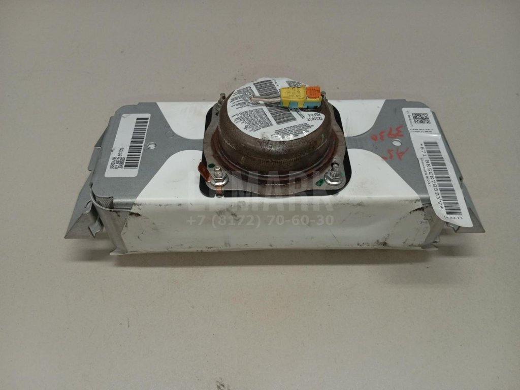 Подушка безопасности пассажирская (в торпедо)