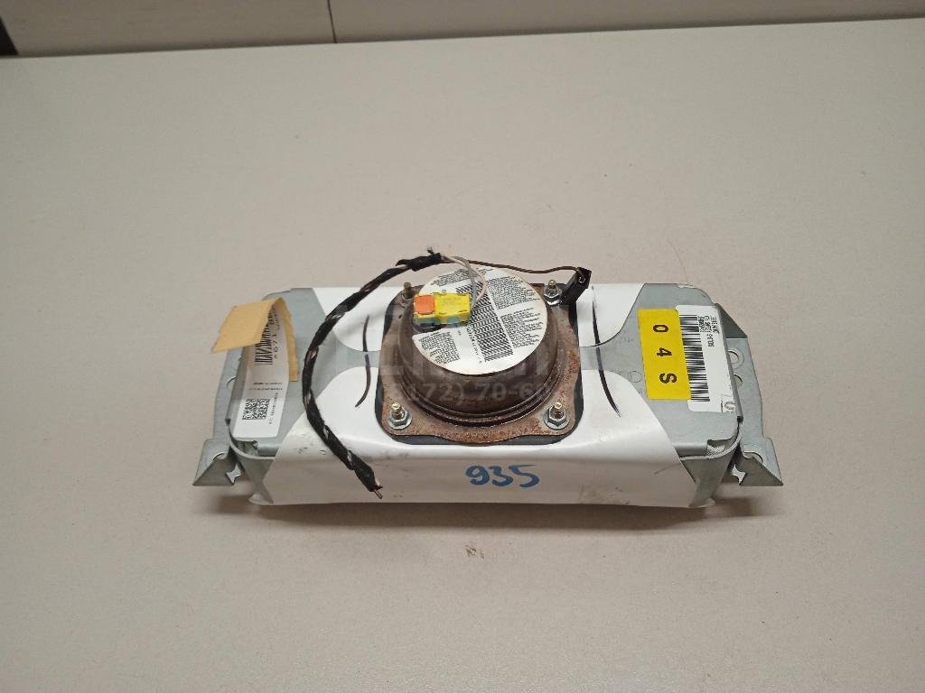 Подушка безопасности пассажирская (в торпедо)