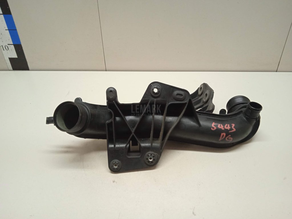 Патрубок интеркулера