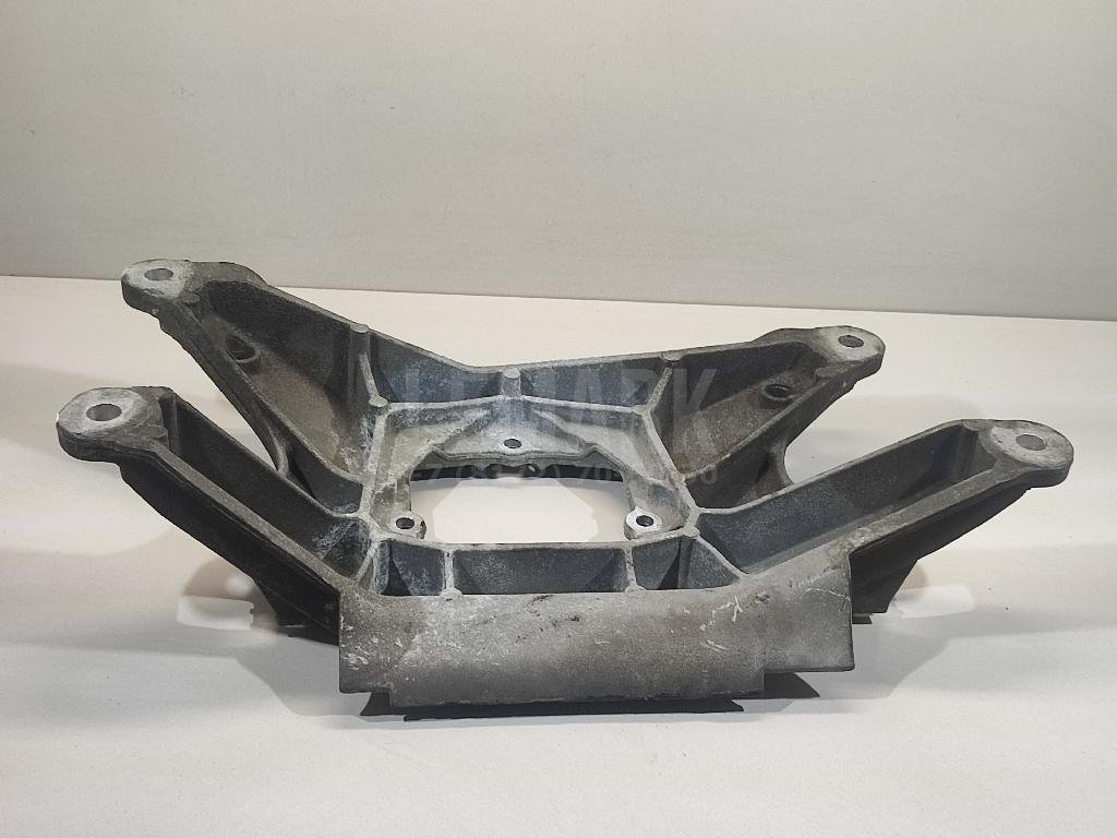 Кронштейн опоры КПП