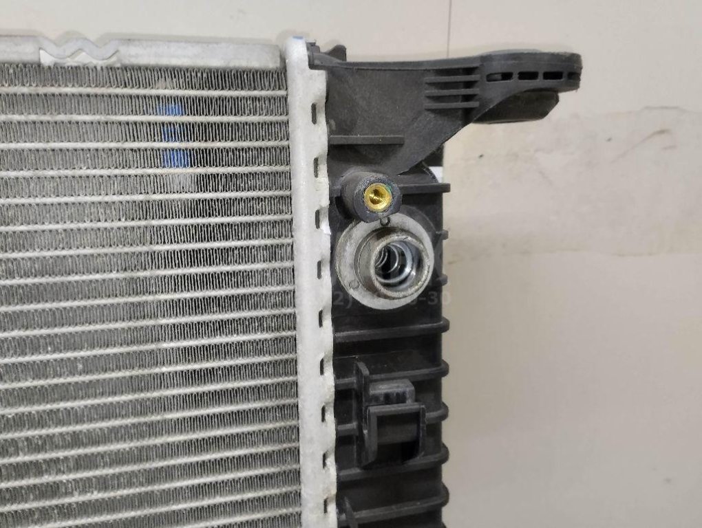 Радиатор основной