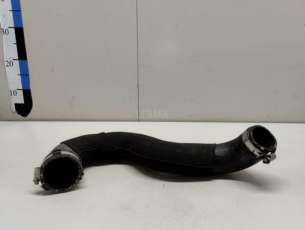 Патрубок интеркулера