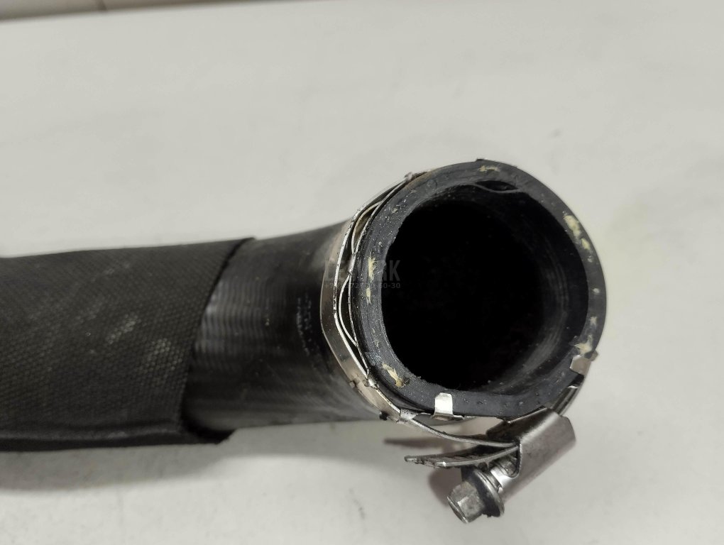 Патрубок интеркулера