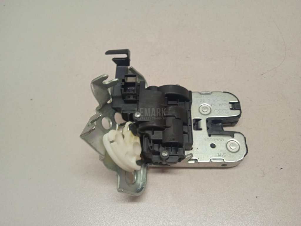 Замок багажника