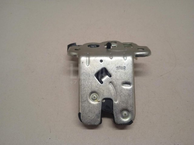 Замок багажника