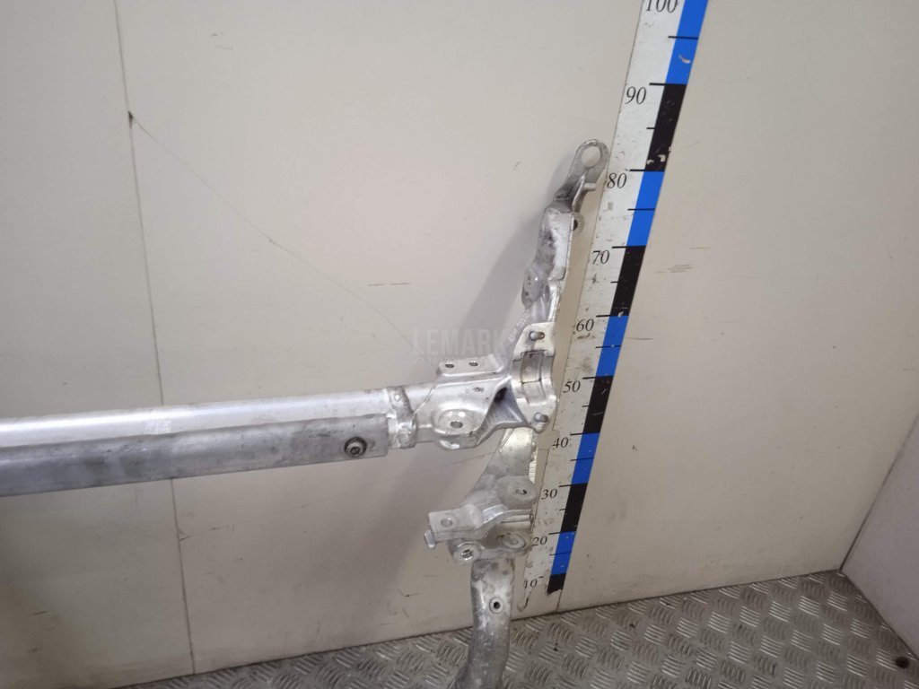 Балка подмоторная