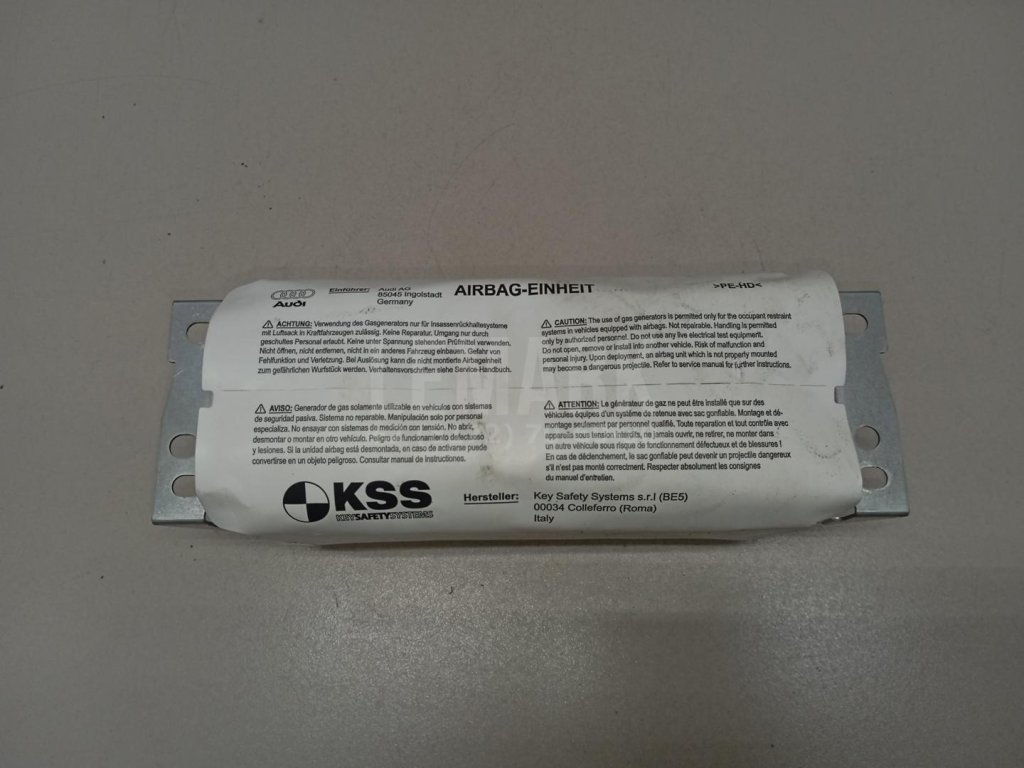 Подушка безопасности пассажирская (в торпедо)