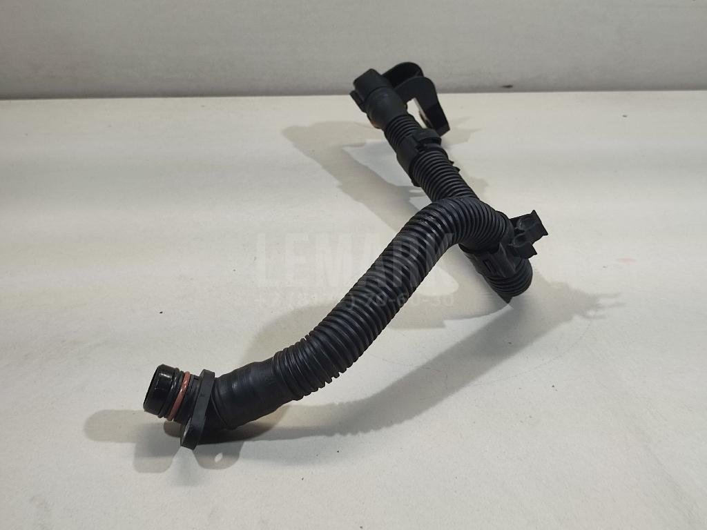 Трубка вентиляционная для  Audi A4 [B6] 2000-2004