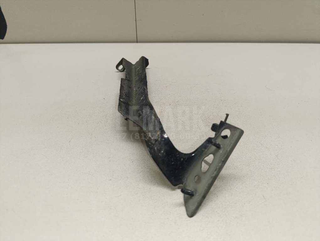 Кронштейн крепления крыла