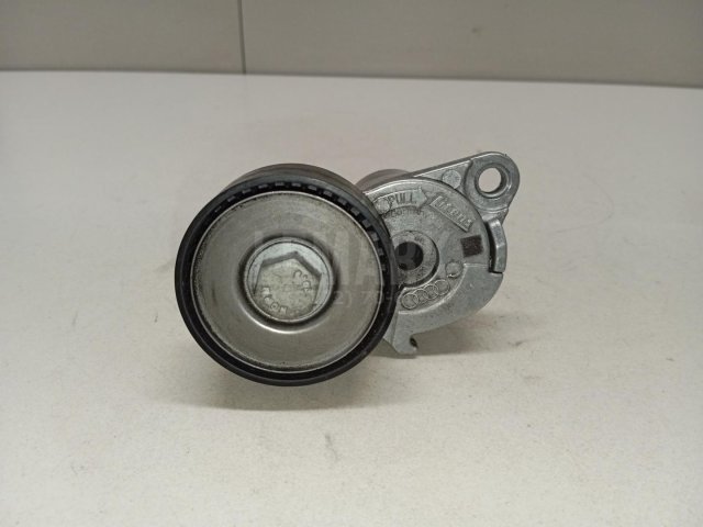 Натяжитель ремня