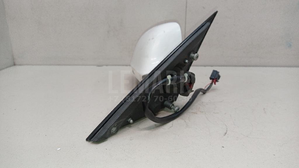 Зеркало правое электрическое