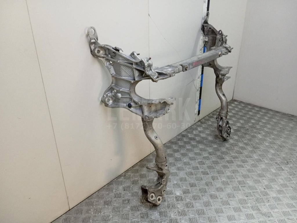 Балка подмоторная