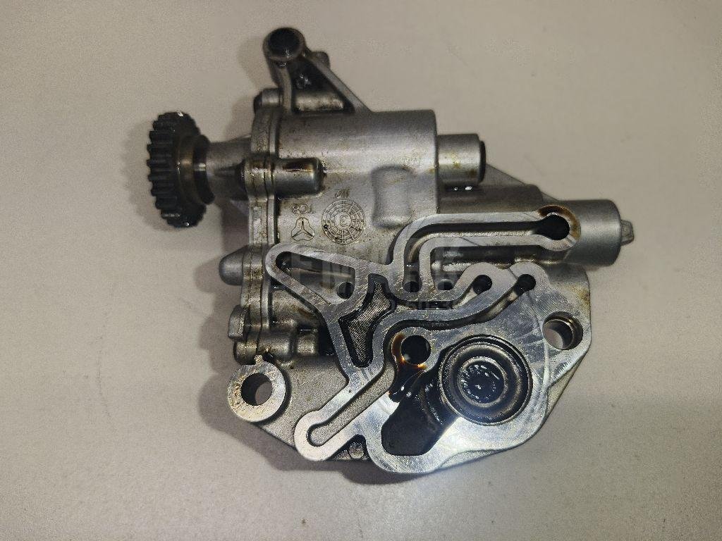 Насос масляный для  Audi A3 [8PA] Sportback 2004-2013