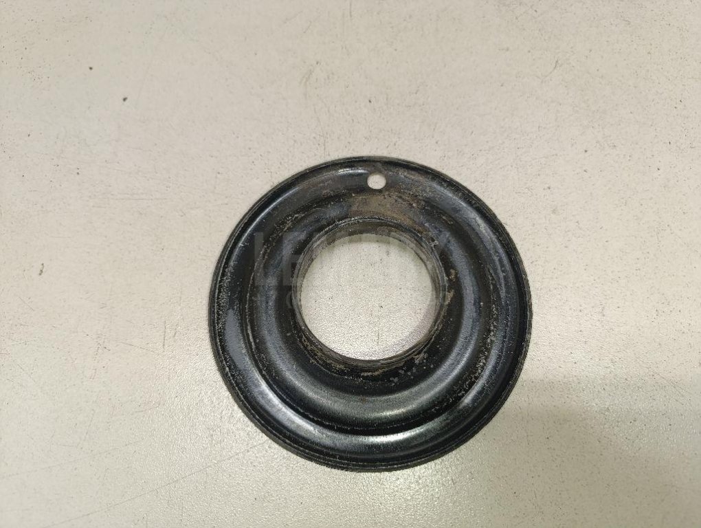 Опора передней пружины нижняя