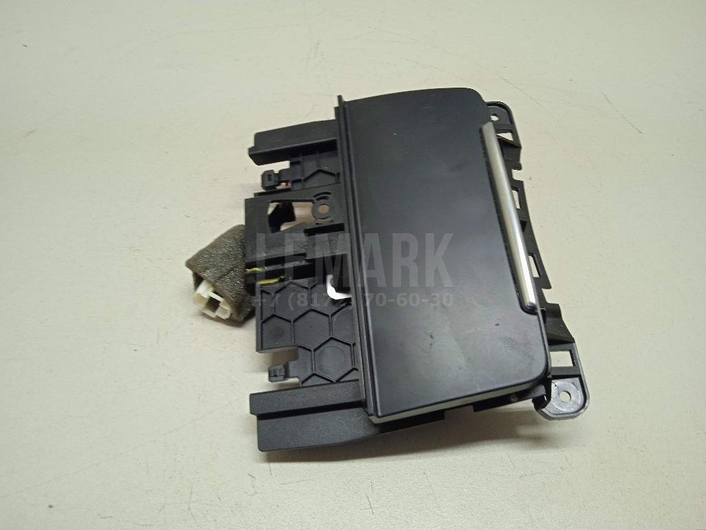 Пепельница передняя