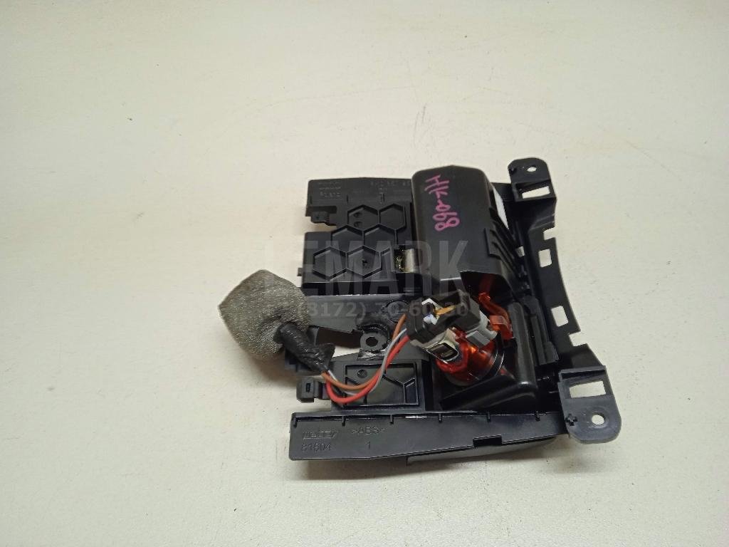 Пепельница передняя