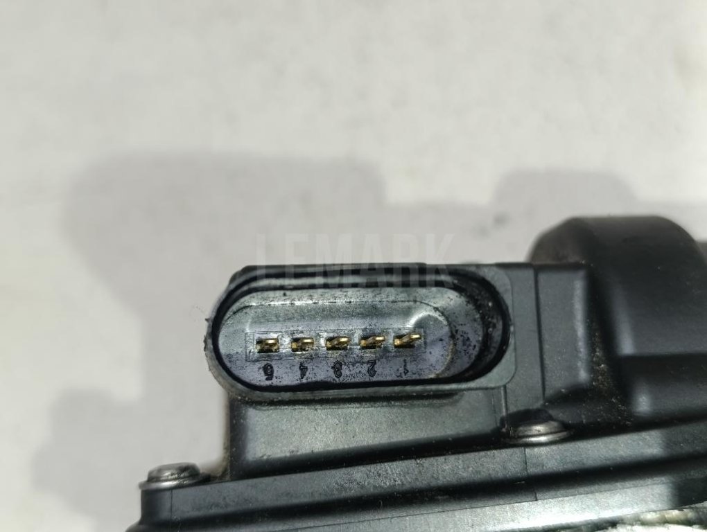 Заслонка дроссельная электрическая