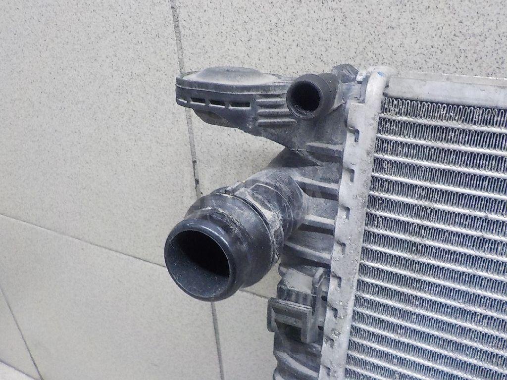 Радиатор основной