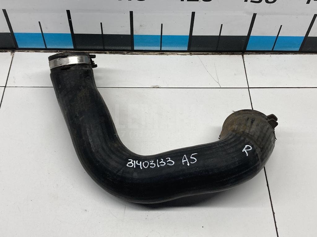 Патрубок интеркулера