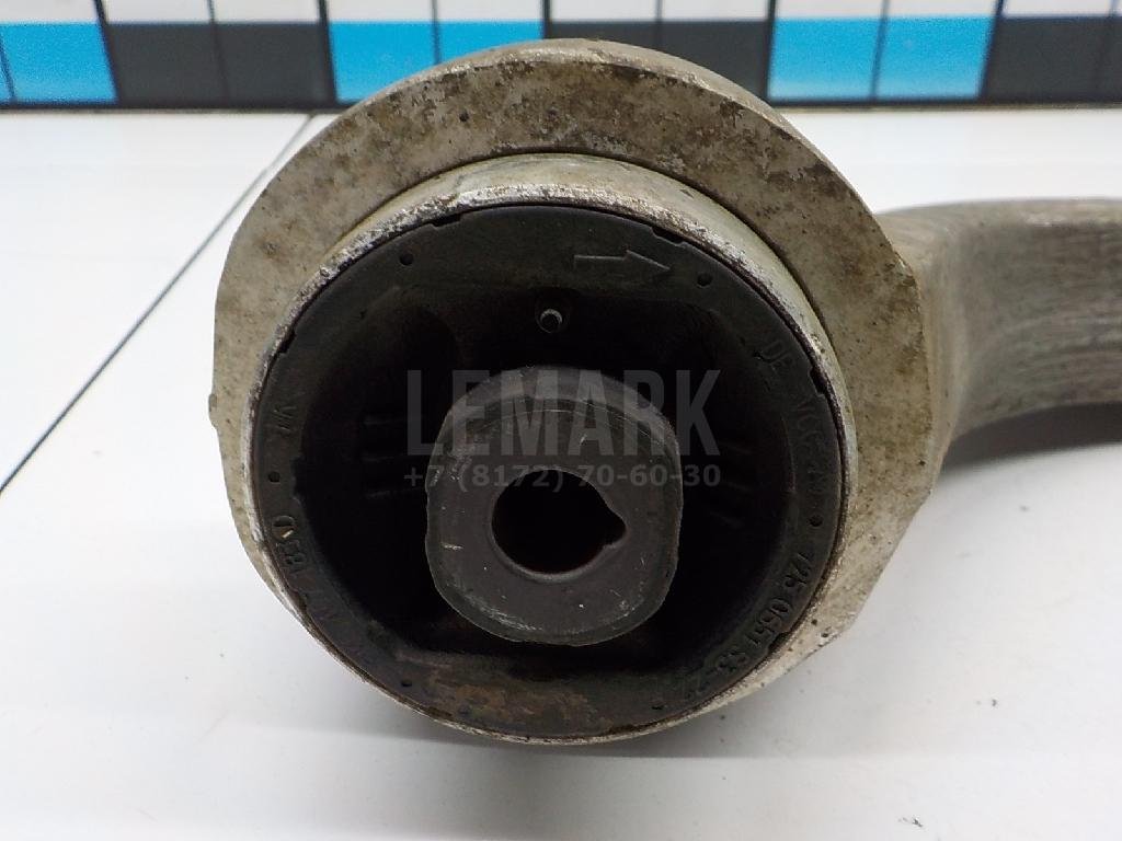 Рычаг передний нижний левый задний