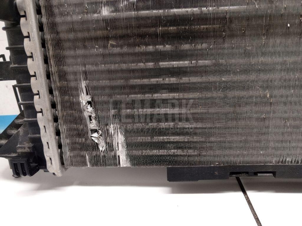 Радиатор основной