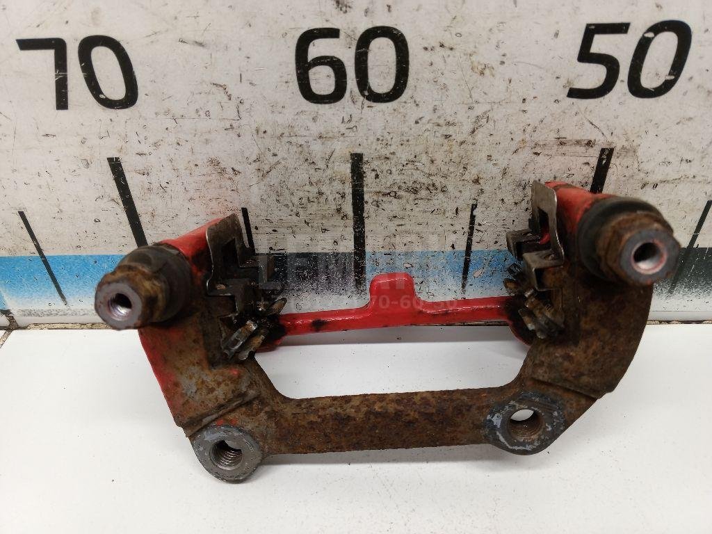 Скоба суппорта заднего левого