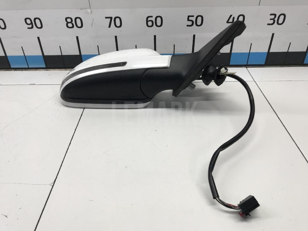 Зеркало правое электрическое