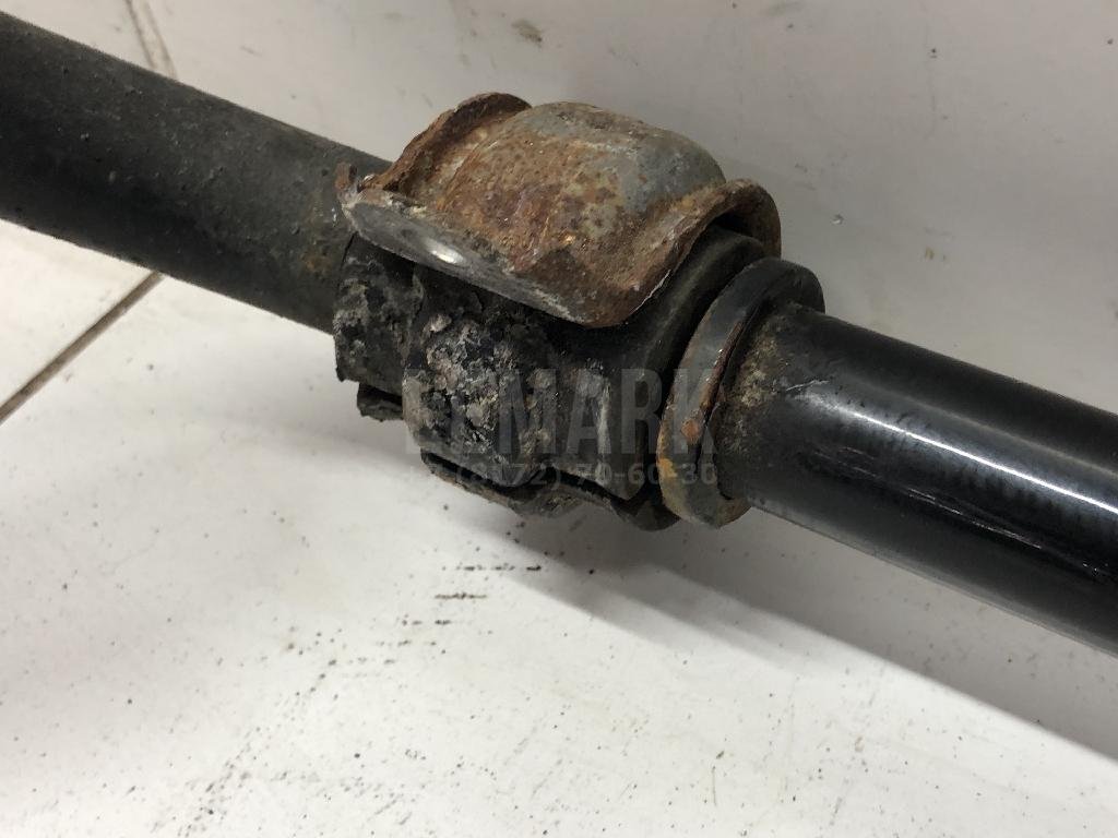 Стабилизатор передний